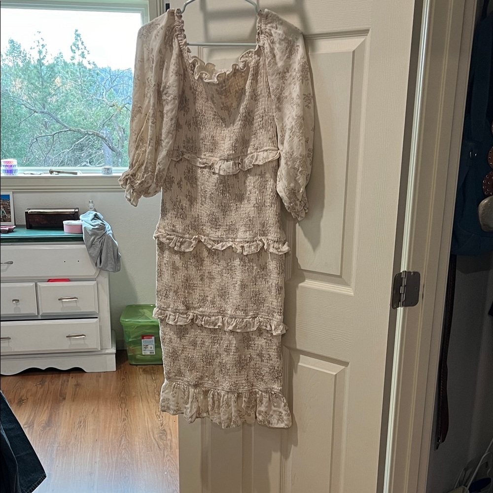 Chloe Midi Dress Bump Friendly